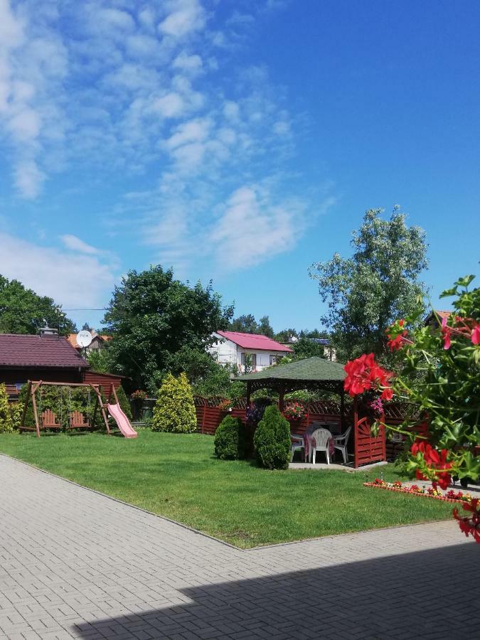 Pokoje Goscinne Sloneczko Kąty Rybackie المظهر الخارجي الصورة